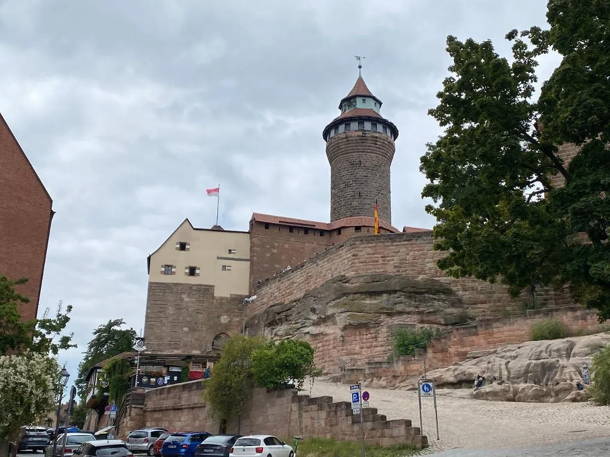 Lägenhet 2-Zimmer-Appartment In Top-City-Lage Mit Parken Und Klimaanlage Nürnberg Tyskland